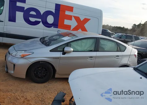 2014 Toyota Prius Three from USA, damaged, VIN JTDKN3DUXE0386653